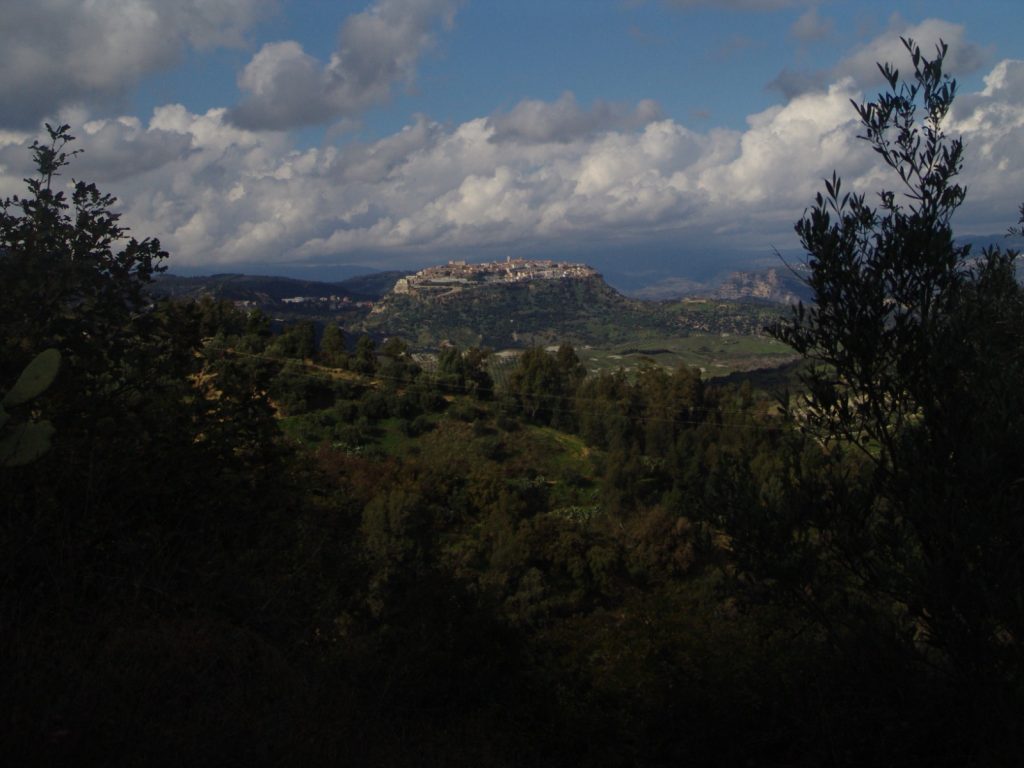 La Calabre et le MoyenAge CALABRITALIA